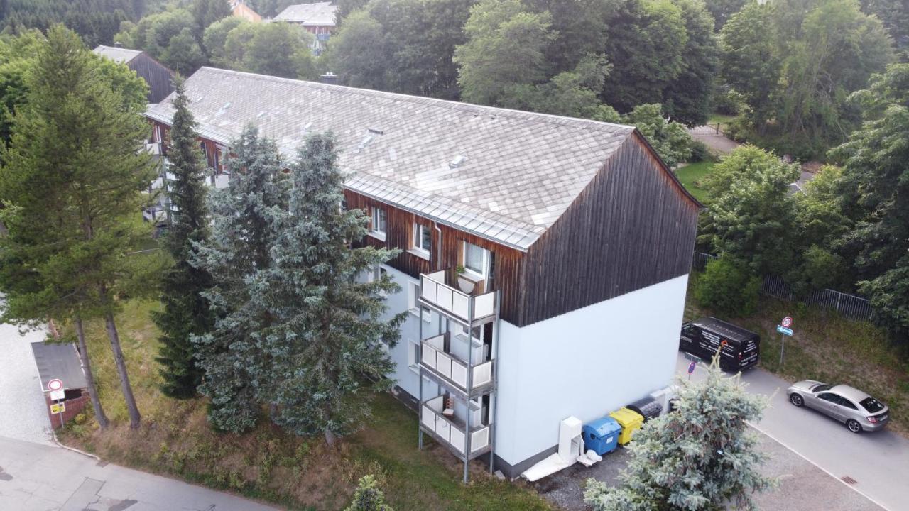 Ferienwohnungen Zauberberg, Schneehase & Glitzerhirsch Oberwiesenthal Exterior foto